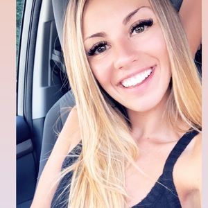 Meet your Posher, Cori